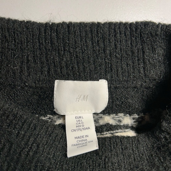 Cozy Sweater - H&M - Size L - Picture 4 of 4